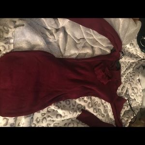 Burgundy body tight dress with a neck accessory